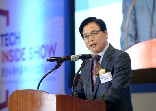 코트라는 산업통상자원부와 공동으로 30일 경기도 일산 킨텍스에서 '커넥트 이노베이션 코리아(Connect Innovation Korea·CIK) 2019'를 개최했다고 밝혔다. 권평오 코트라 사장이 개회사를 하고 있다. <코트라 제공>